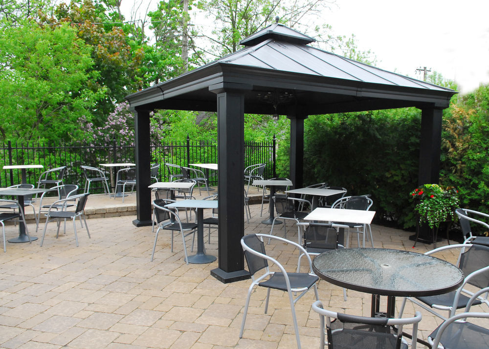 St Andrew Suites Fergus Buitenkant foto