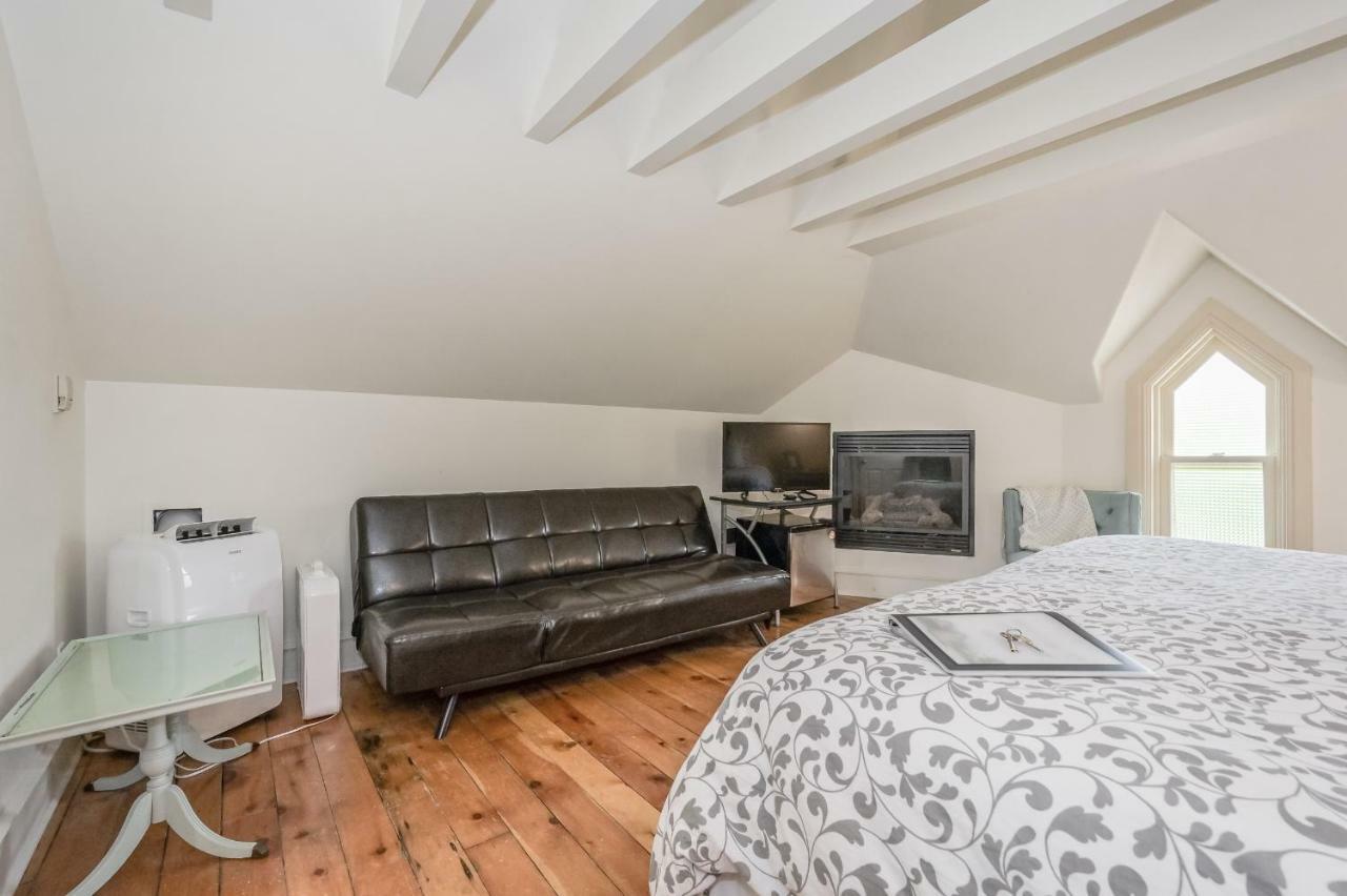 St Andrew Suites Fergus Buitenkant foto