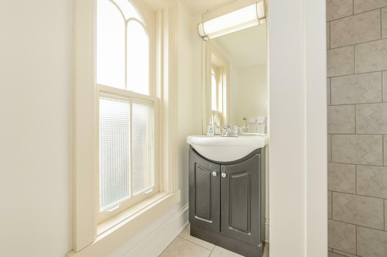St Andrew Suites Fergus Buitenkant foto